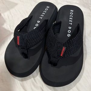Rocket dog flip flops